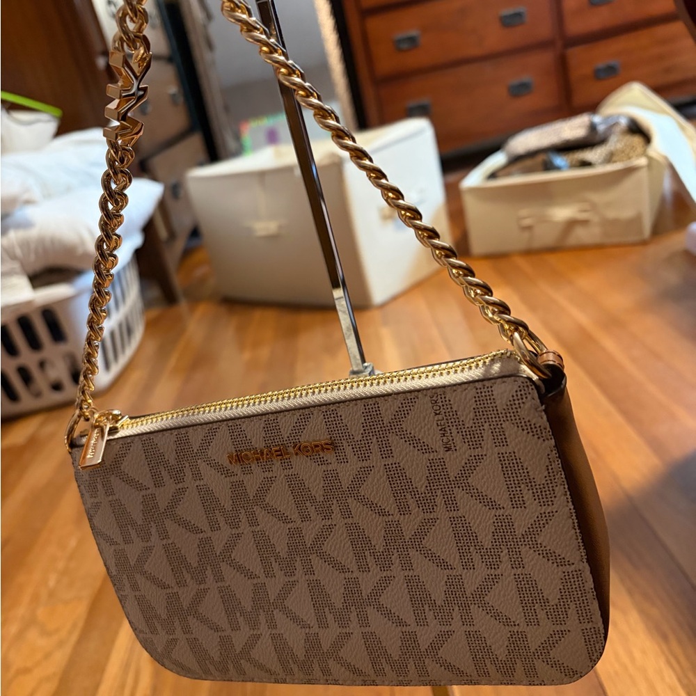 Michael Kors MK Logo Pochette with Gold Chain